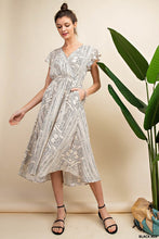 Load image into Gallery viewer, Dot Geometric Print Dress