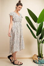 Load image into Gallery viewer, Dot Geometric Print Dress